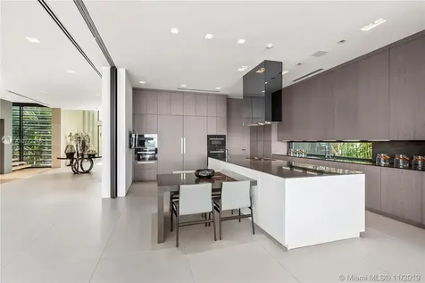 15 Palm Avenue Miami Beach FL 33139