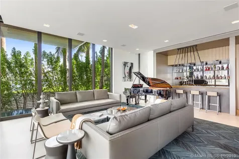 15 Palm Avenue Miami Beach FL 33139