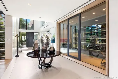 15 Palm Avenue Miami Beach FL 33139