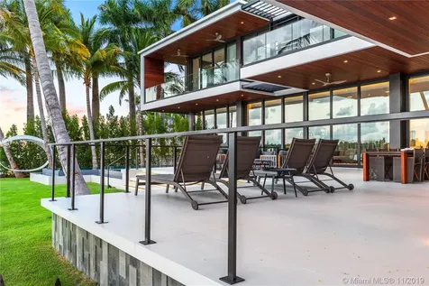 15 Palm Avenue Miami Beach FL 33139
