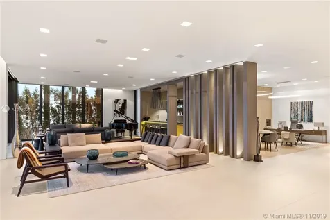 15 Palm Avenue Miami Beach FL 33139