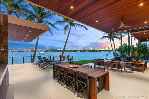 15 Palm Avenue Miami Beach FL 33139