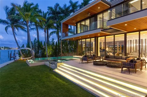 15 Palm Avenue Miami Beach FL 33139
