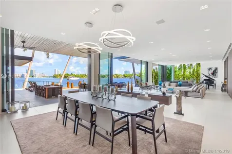 15 Palm Avenue Miami Beach FL 33139