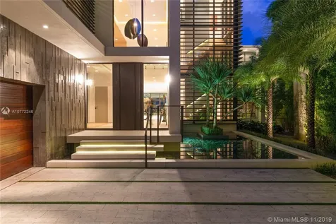 15 Palm Avenue Miami Beach FL 33139