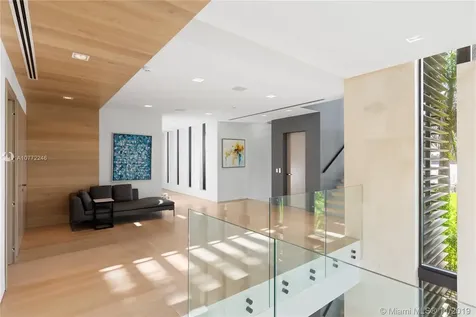15 Palm Avenue Miami Beach FL 33139