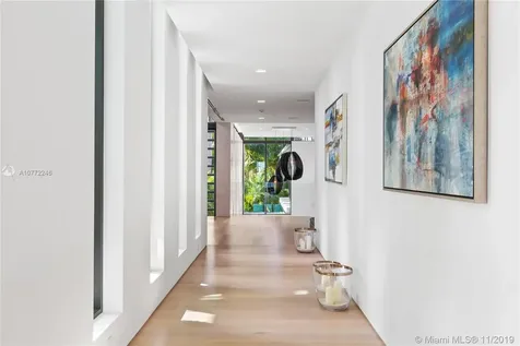 15 Palm Avenue Miami Beach FL 33139