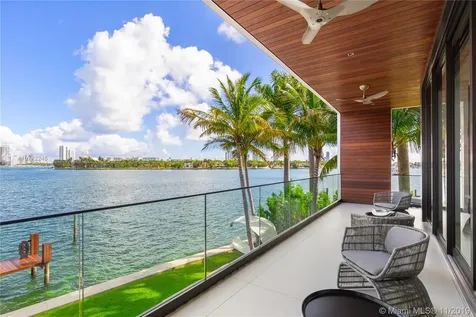 15 Palm Avenue Miami Beach FL 33139
