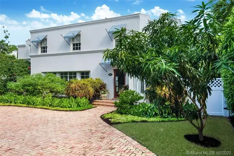 939 W 47th Court Miami Beach FL 33140