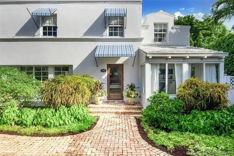 939 W 47th Court Miami Beach FL 33140