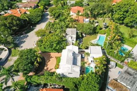 939 W 47th Court Miami Beach FL 33140