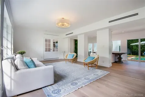 939 W 47th Court Miami Beach FL 33140