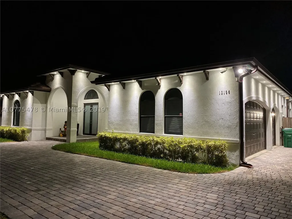 13104 SW 211th Terrace Miami FL 33177
