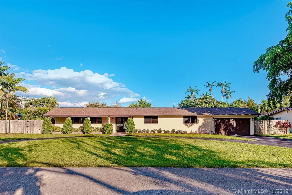 13635 SW 74th Avenue Palmetto Bay FL 33158