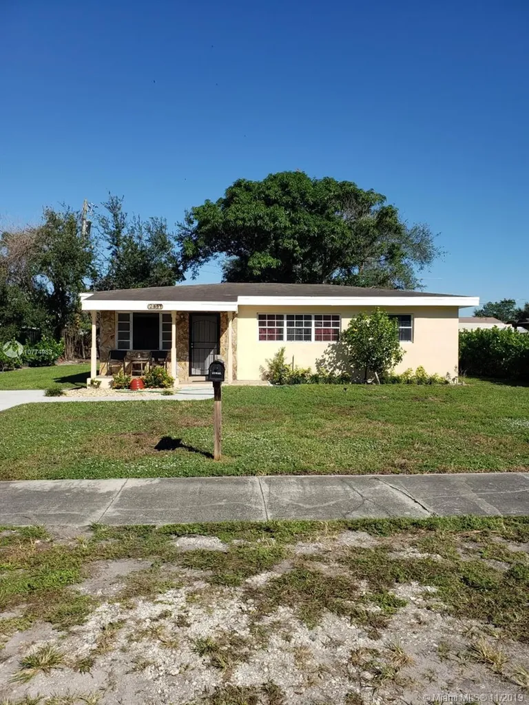 2851 NW 171st Terrace Miami Gardens FL 33056