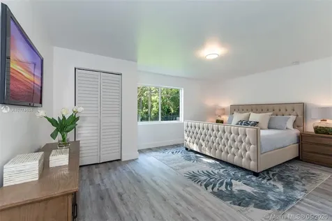 22 NE 89th Street El Portal FL 33138
