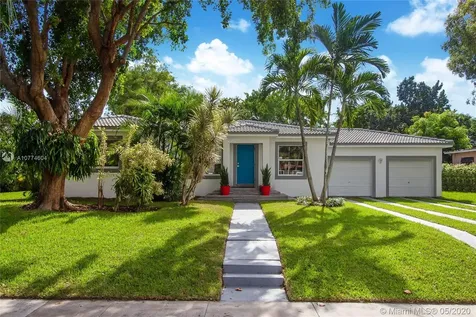 22 NE 89th Street El Portal FL 33138