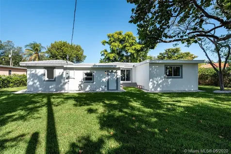 22 NE 89th Street El Portal FL 33138