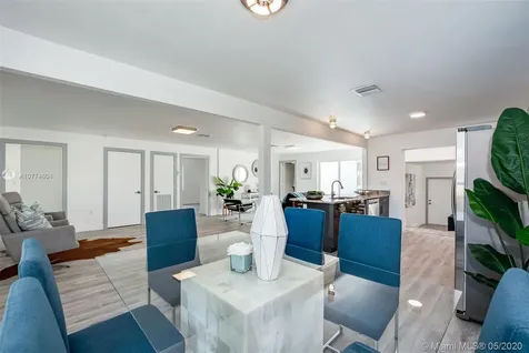 22 NE 89th Street El Portal FL 33138