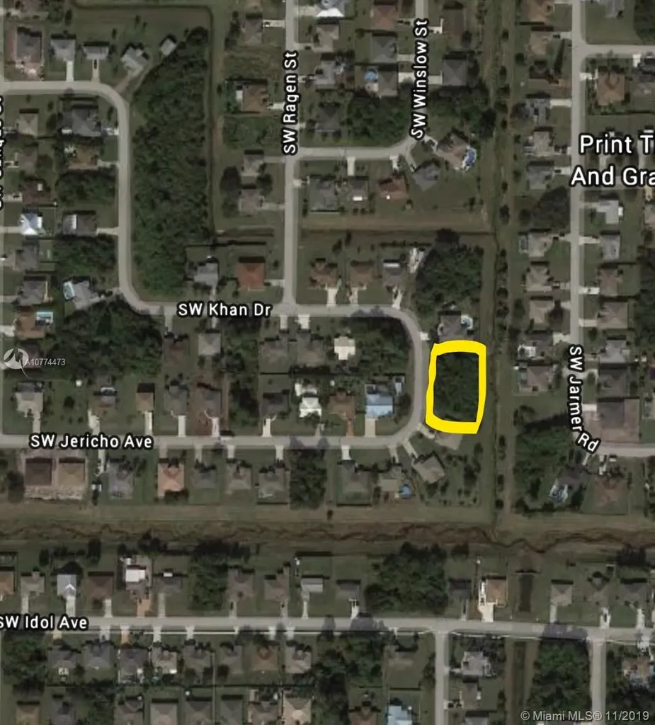 1185 SW Khan Drive Port St. Lucie FL 34953