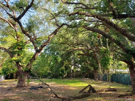 3635 Justison Road Miami FL 33133