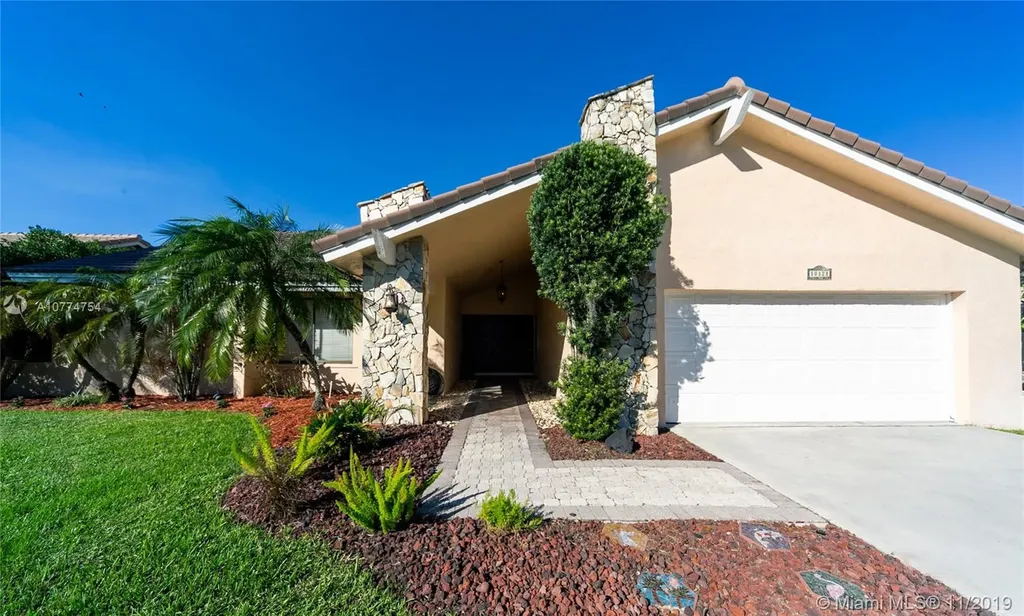 10121 NW 13th Street Plantation FL 33322