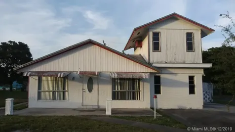 699 NW 15th Place Pompano Beach FL 33060