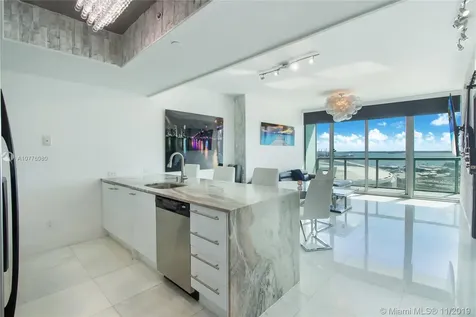 888 Biscayne Boulevard Miami FL 33132