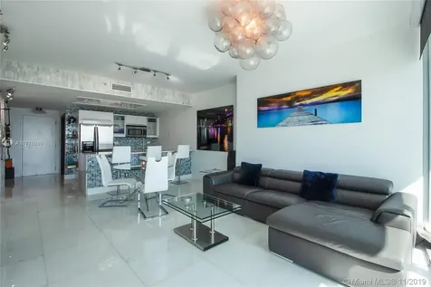 888 Biscayne Boulevard Miami FL 33132