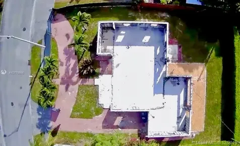 3560 W 13th Avenue Hialeah FL 33012
