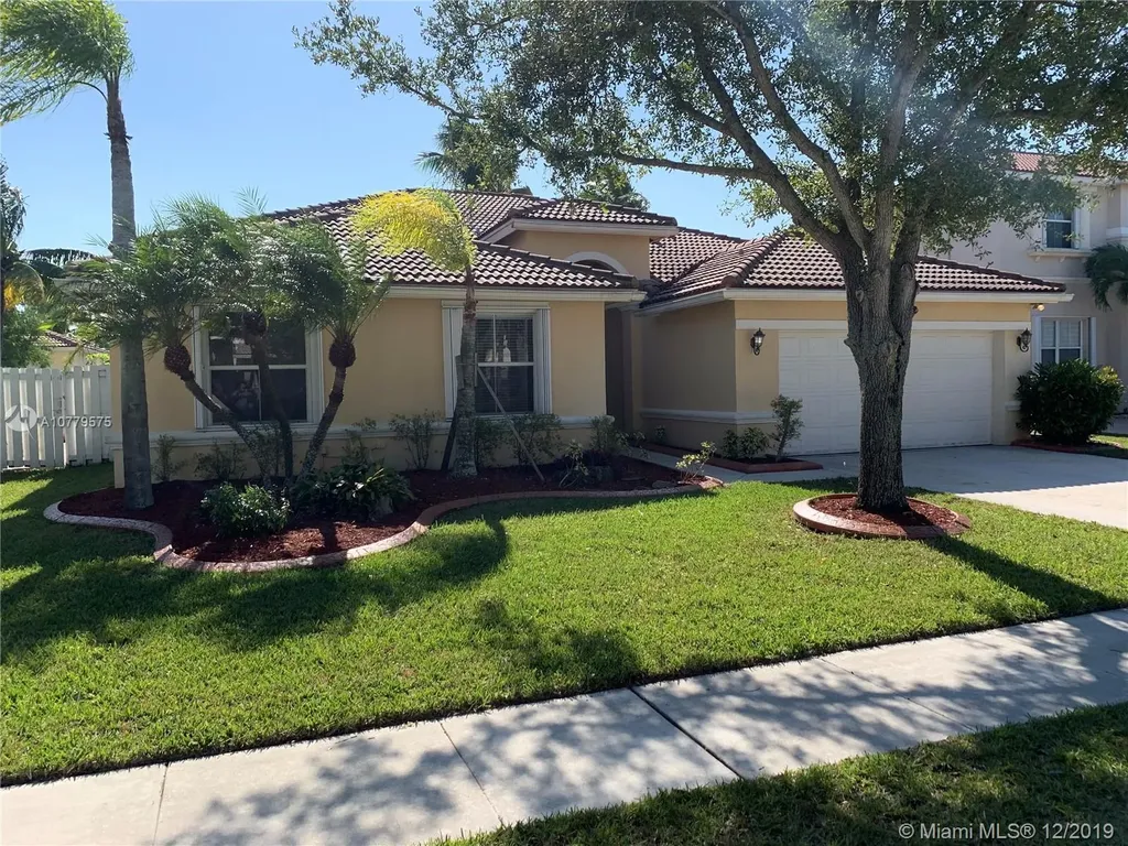 19004 NW 23rd Place Pembroke Pines FL 33029