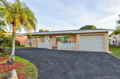 8680 NW 27th Place Sunrise FL 33322