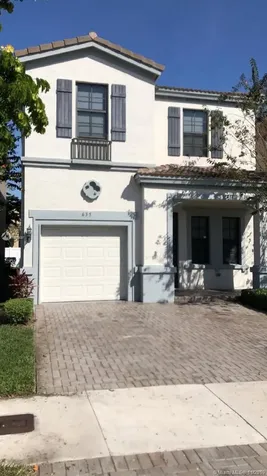 635 NE 193rd Street Miami FL 33179