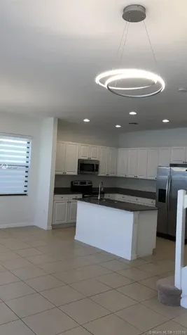 635 NE 193rd Street Miami FL 33179