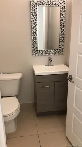 635 NE 193rd Street Miami FL 33179
