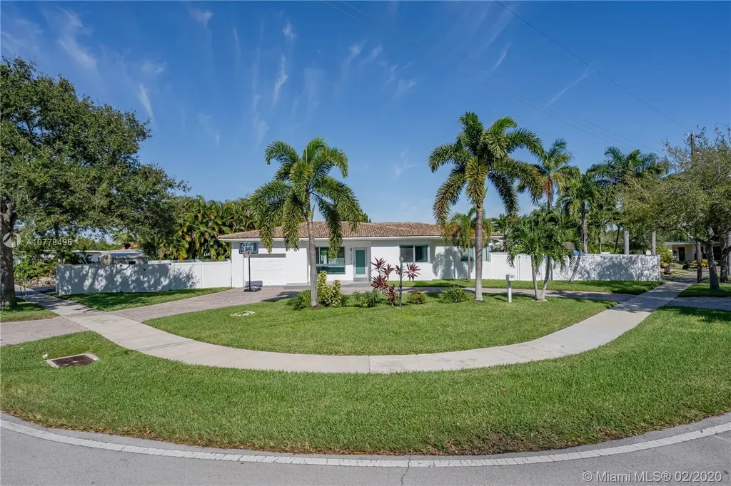 1985 N Hibiscus Drive North Miami FL 33181