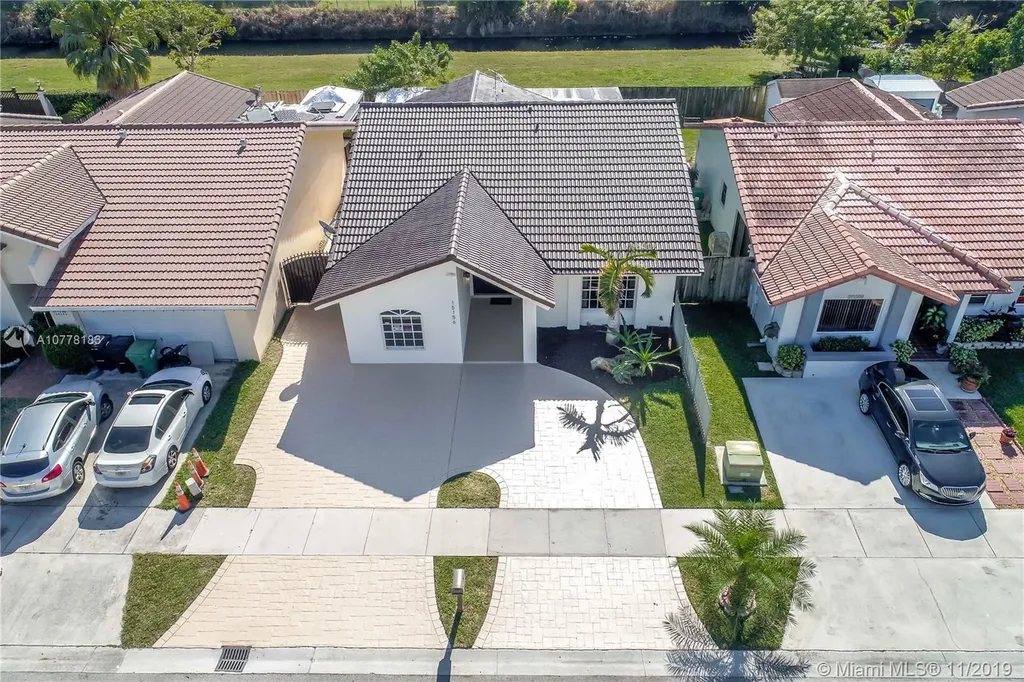 15156 SW 63rd Terrace Miami FL 33193