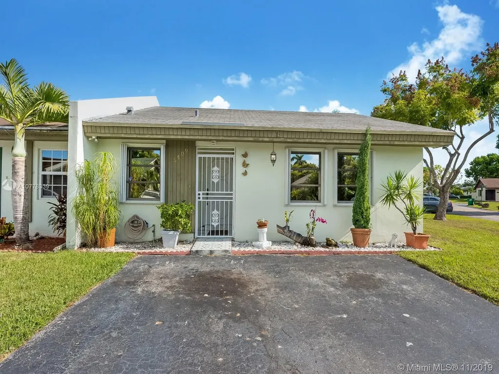 5409 SW 139th Court Miami FL 33175
