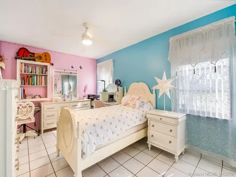 5409 SW 139th Court Miami FL 33175
