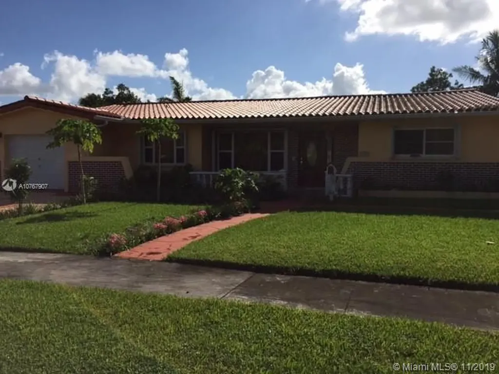 8135 W 18th Avenue Hialeah FL 33014