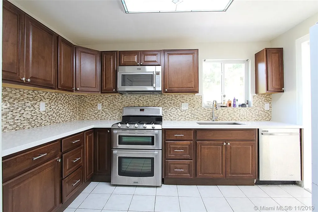 10531 SW 207th Street Cutler Bay FL 33189