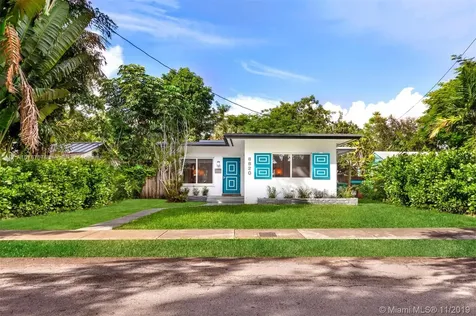 8820 NE 8th Court Miami FL 33138