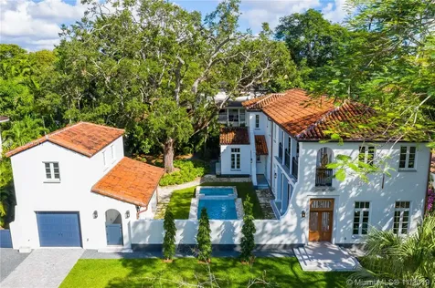2623 N Greenway Drive Coral Gables FL 33134