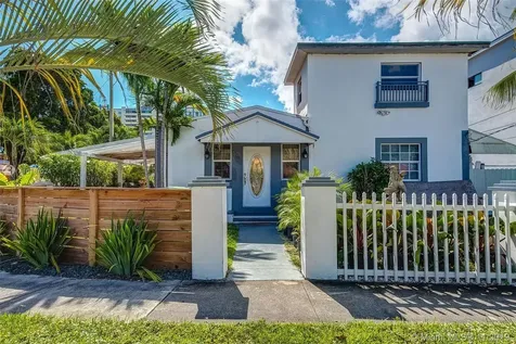 3028 SW 21st Street Miami FL 33145