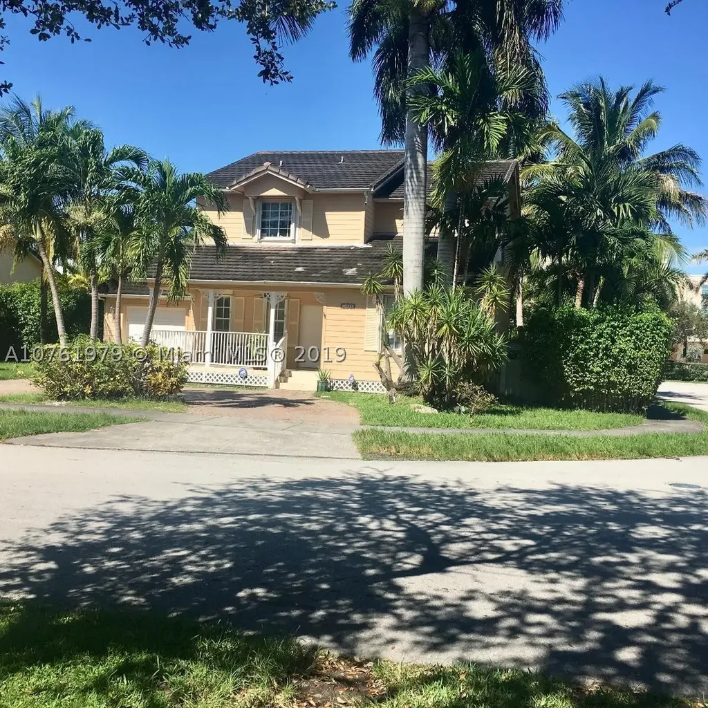 16031 SW 96th Terrace Miami FL 33196