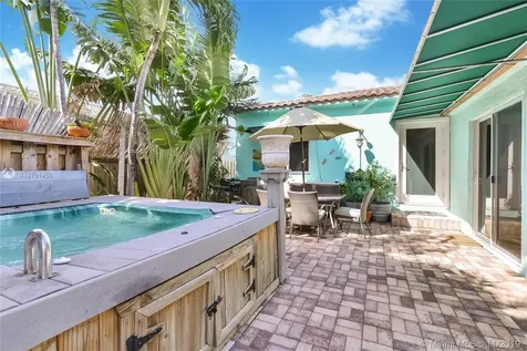 1414 Adams Street Hollywood FL 33020