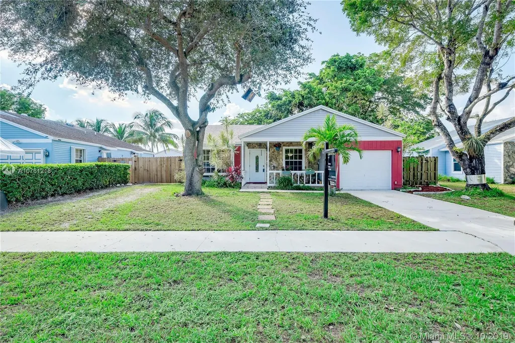 1621 SW 127th Avenue Davie FL 33325