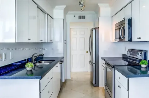 7330 Ocean Terrace Miami Beach FL 33141