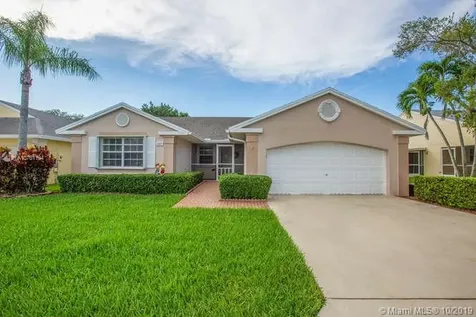 2542 SE 7th Court Homestead FL 33033