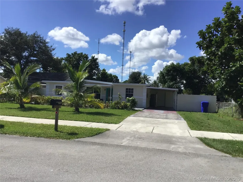 102 Newton Road West Park FL 33023